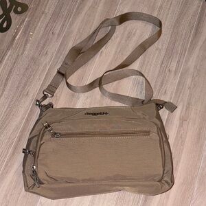 Baggallini Brown Messenger Bag